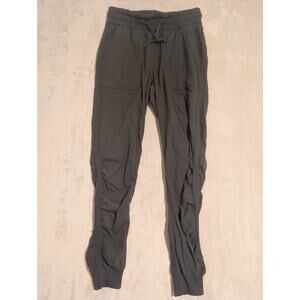 Lululemon Pants Women 6 Black Beyond the Studio Athleisure Sportswear LW5CZHS